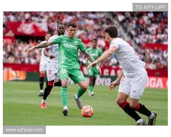 西甲豪门激战正酣新星崛起传统劲旅求变迎来冠军悬念新高潮