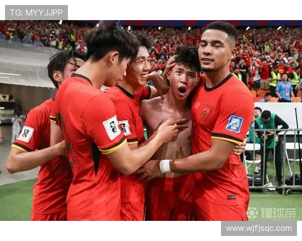 中国男足再创佳绩挺进世界杯亚洲区预选赛决赛阶段引全国球迷热烈欢呼 中国男足再创佳绩挺进世界杯亚洲区预选赛决赛阶段引全国球迷热烈欢呼