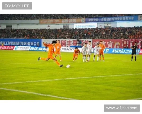 中国男足奋力逆转取胜全场鏖战展现顽强斗志重燃世界杯出线希望
