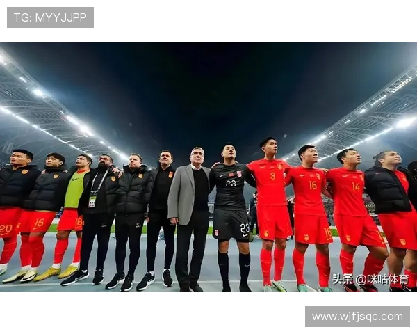中国足球队力克强敌晋级亚洲杯四强 赛后球员赞扬团结精神与顽强拼搏