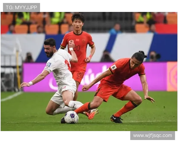 国足再创佳绩全队奋勇拼搏力克强敌点燃全国球迷激情