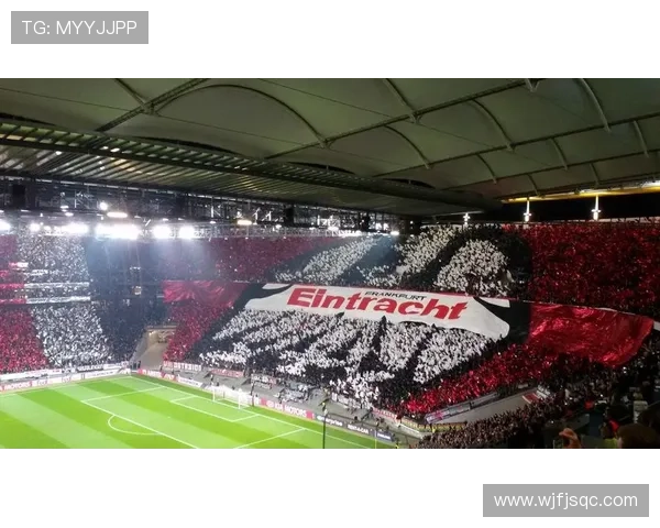 和睦法兰克福俱乐部凝聚城市精神展现团结与足球魅力