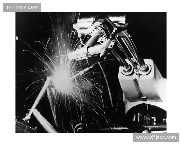 科隆俱乐部历史回顾与未来展望：德国足球的坚实力量与挑战