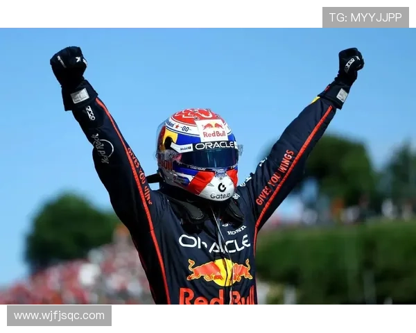 维斯塔潘再夺赛季冠军红牛强势统治F1赛场震撼全场