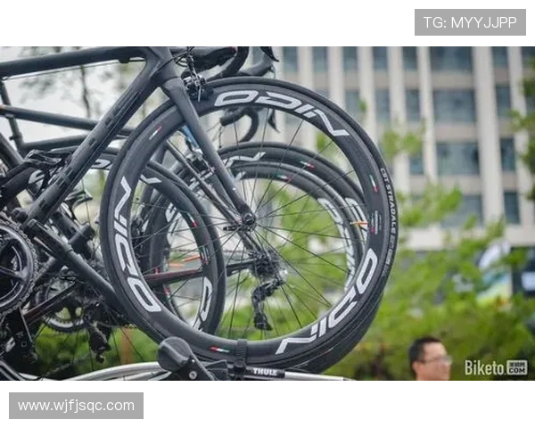 新赛季F1战局升级多支车队展现强劲潜力竞逐年度桂冠整体格局重塑